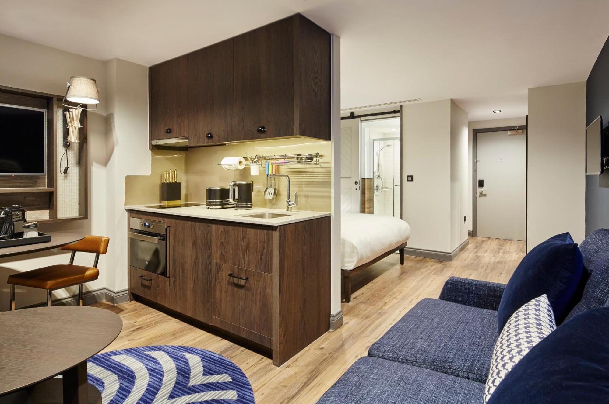 Double Studio Suite